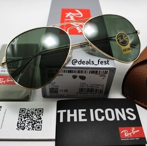 Model Display Ray-Ban Aviator Green G15 RB3025